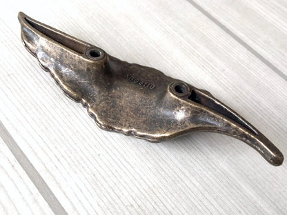 1.25" Vintage Style Leafy Drawer Pull Handles, Left Right Pair