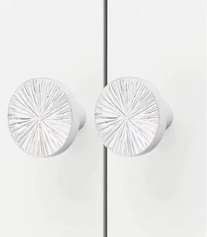 1.25" 2.5" Starburst Half Moon Drawer Pulls - Polished Brass/Chrome - LynnsHardware