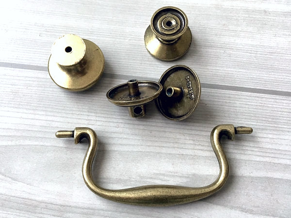 3.75" Swan-neck Swing Bail Drawer Pull & Knob - Antique Bronze - LynnsHardware