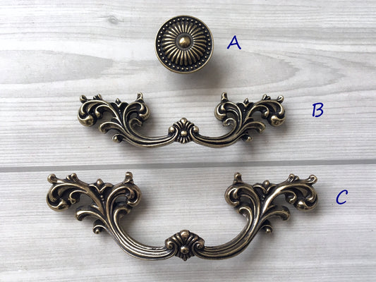 2.5" 3.75" Leafy Drawer Pull Handles, Antique Bronze, French Provincial Hardware 64 96 mm
