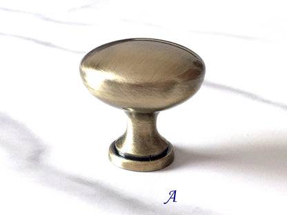 Bambus-Schrankgriff T-förmiger Knopf Gebürstete Bronze | Lynns Hardware