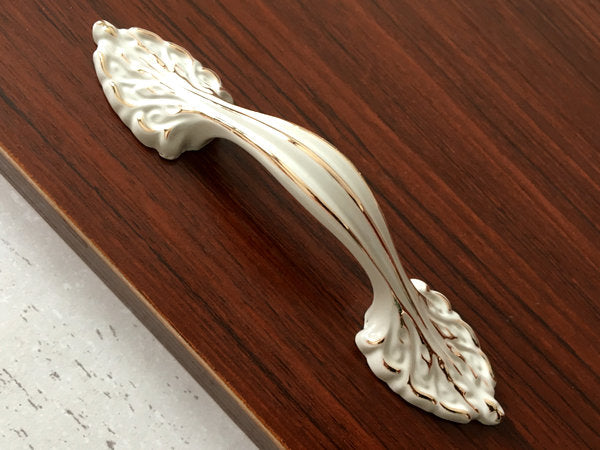 2.5" 3.75" 5" Dresser Drawer Pull, Creamy White Cabinet Handle, Shabby Chic Kitchen Hardware