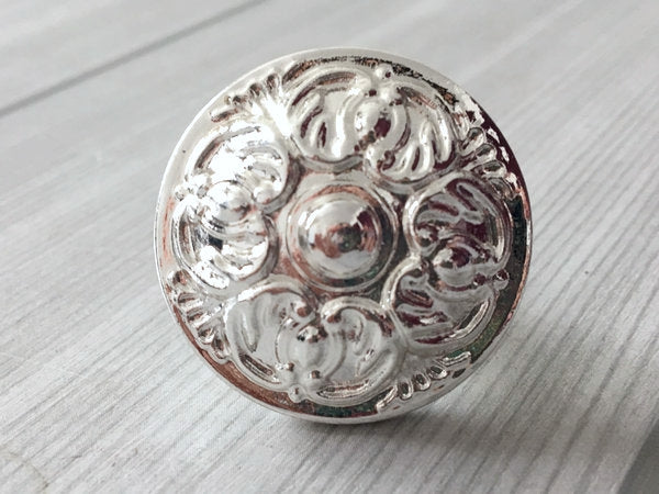 Ornate Shiny Silver Patterned Drawer Knob
