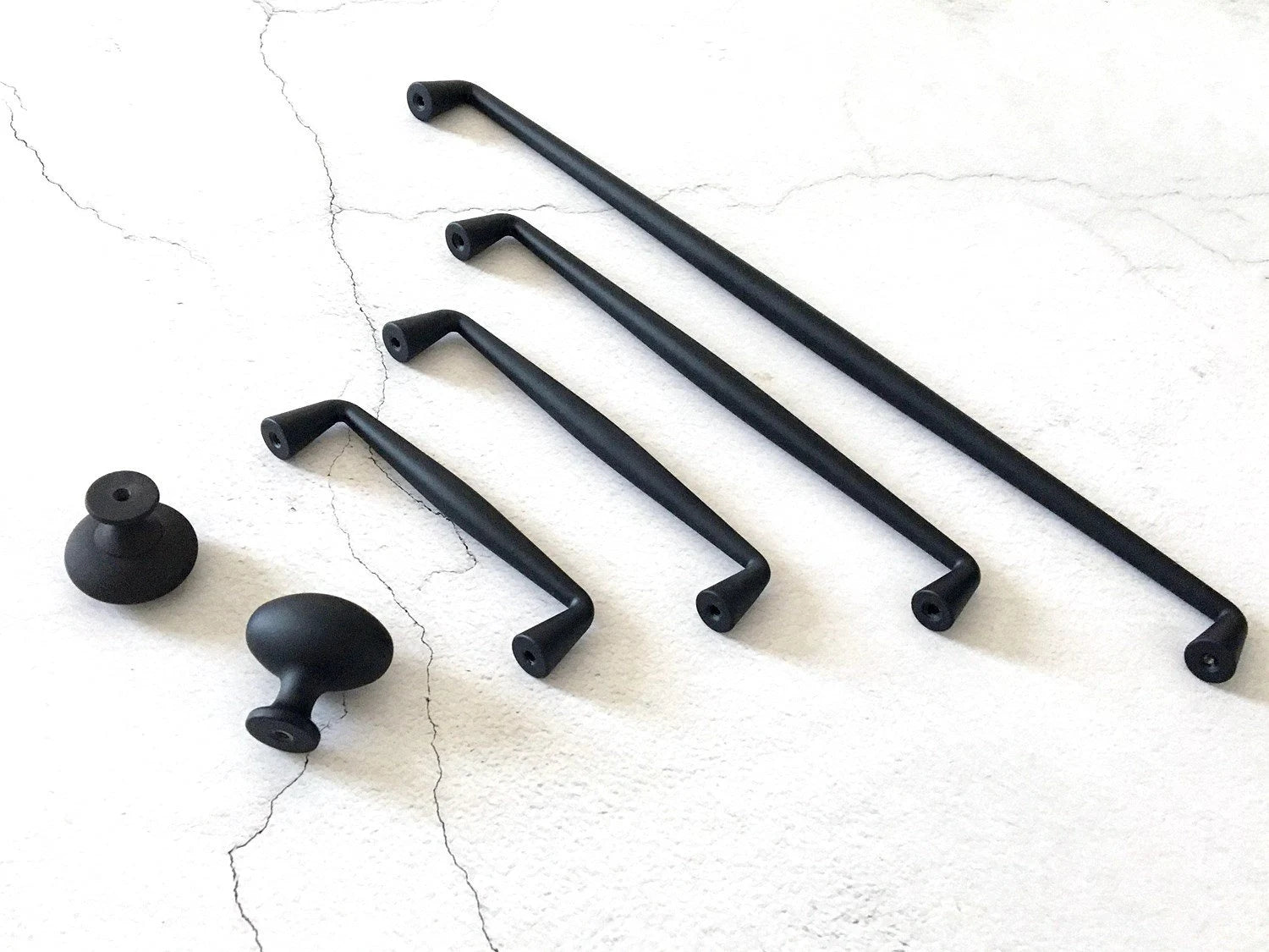 Black Kitchen Hardware Knob Pull Handles Lynnshardware