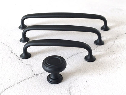 Black Kitchen Cabinet Pulls with 96, 128 and 160 mm hole spacing