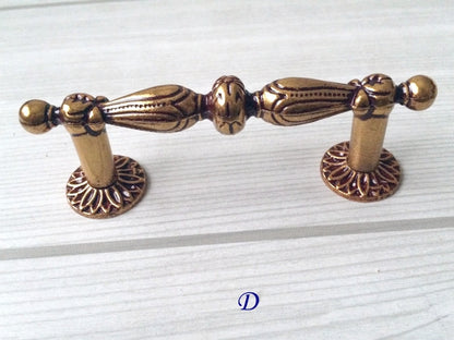 2.5" 3.75" Provincial Drawer Pulls, Antique Gold Brass, 64 96 mm Centers