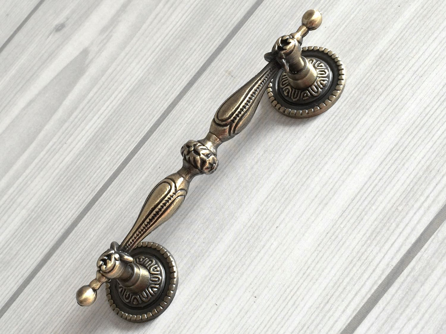 Antique Bronze Georgian Cabinet Pull - 2.5" 3.75" 5"