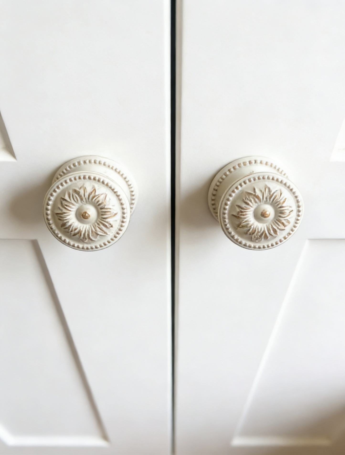 Shabby Chic Drawer Handle, French Country Swing Pull, Creamy White Gold - LynnsHardware
