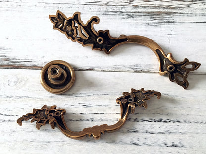 Antique Gold Brass Cabinet Door Handle, Leafy Drawer Pulls, French Provincial Vertical Hardware
