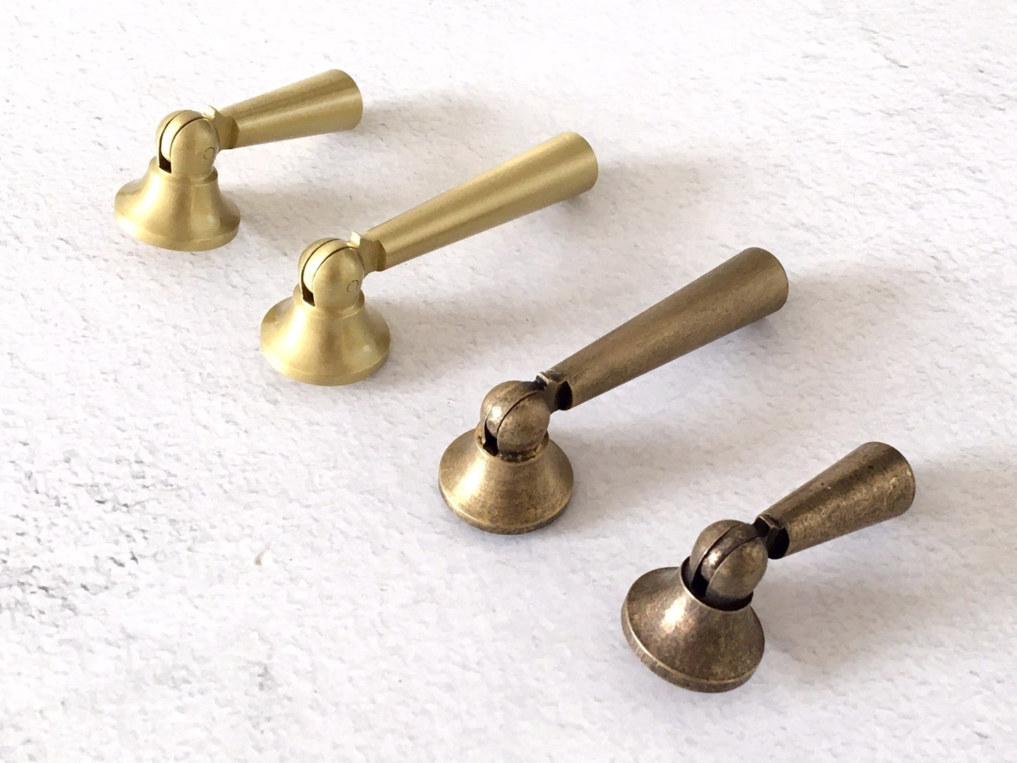 Tapered Pendant Cupboard Door Pull - Antique Bronze/Brass