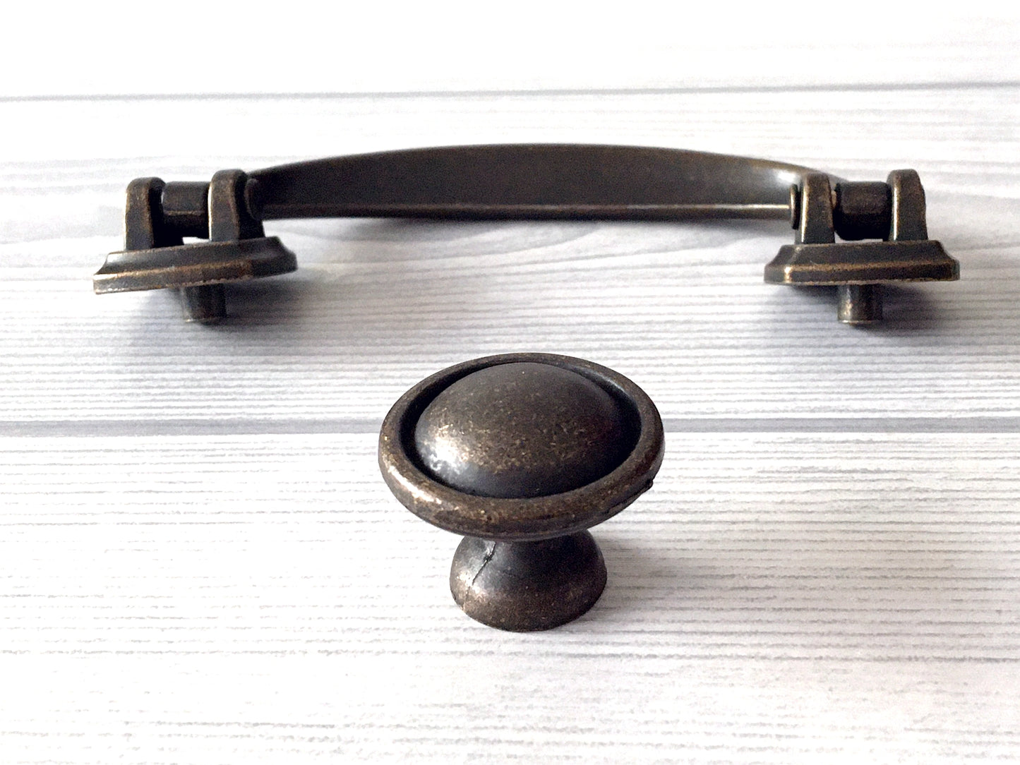 3-5/8" Centers Vintage Style Drop Bail Drawer Pulls, Antique Bronze