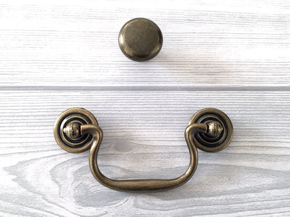 3.5" Swan-neck Drop Drawer Pull & Knob - Antique Bronze