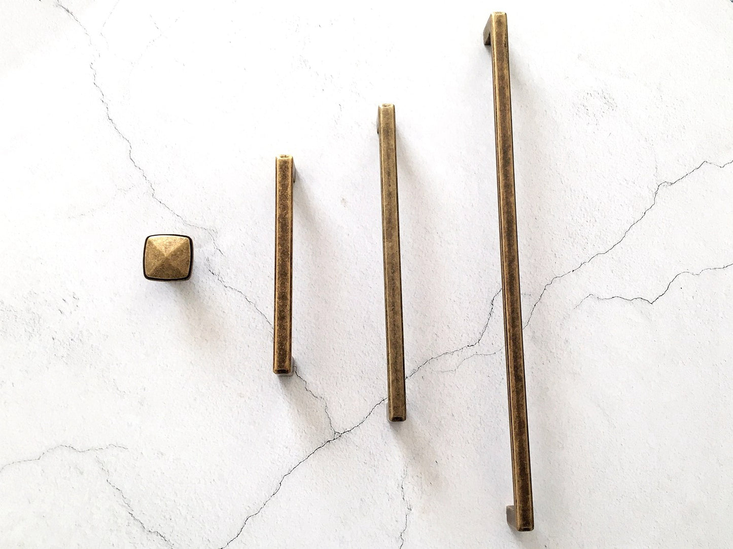 Antique Bronze Cabinet Square Bar Handle - Rustic Retro Hardware