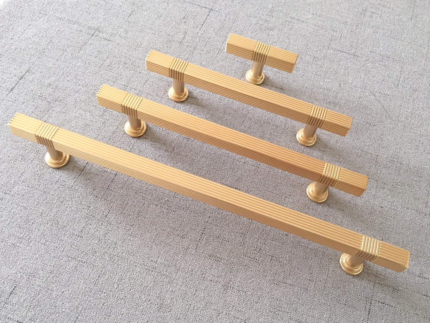 3.75" 5" 7.5" Striped Square Cabinet Pull - Brushed Gold