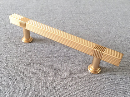 3.75" 5" 7.5" Striped Square Cabinet Pull - Brushed Gold