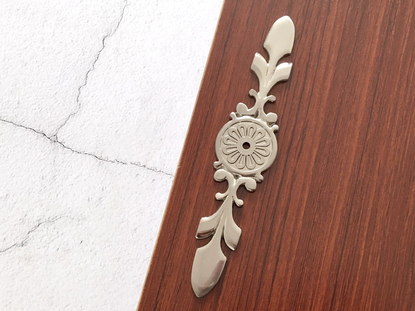 Clear Glass Drawer Knobs with Brushed Nickel Backplate - LynnsHardware