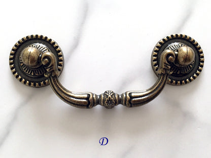 4 Zoll Schublade zieht Drop Griff Antik Bronze Vintage Stil Lynns Hardware
