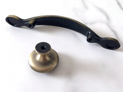 3" 76 mm Georgian Antique Bronze Drawer Pull, Flower Patterned Cabinet Knob