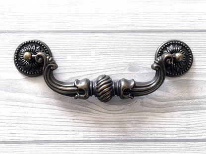 5.75" Vintage Style Swing Bail Drawer Pull, Antique Bronze/Black