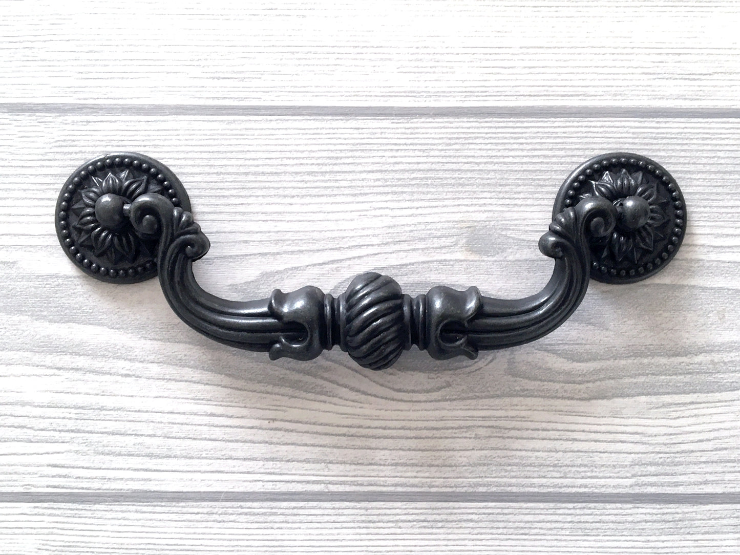 5.75" Vintage Style Swing Bail Drawer Pull, Antique Bronze/Black