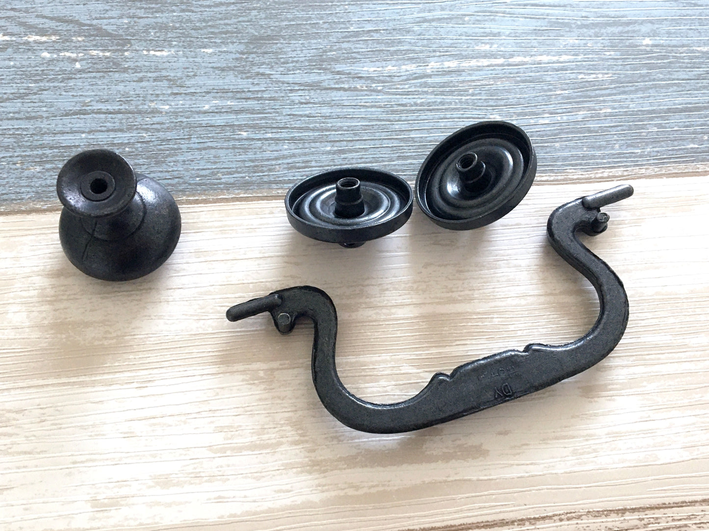 4" Vintage Style Swing Bail Drawer Handle & Cabinet Knob, Antique Black