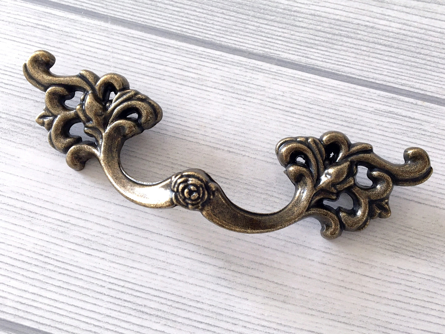 3.25" Vintage Floral Drawer Pull - Antique Bronze