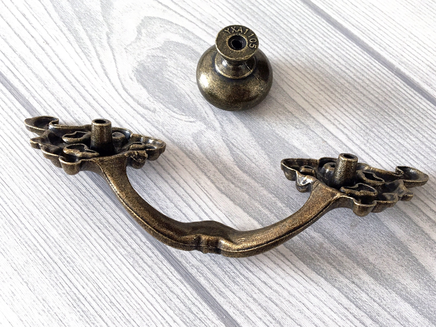 3.25" Vintage Floral Drawer Pull - Antique Bronze