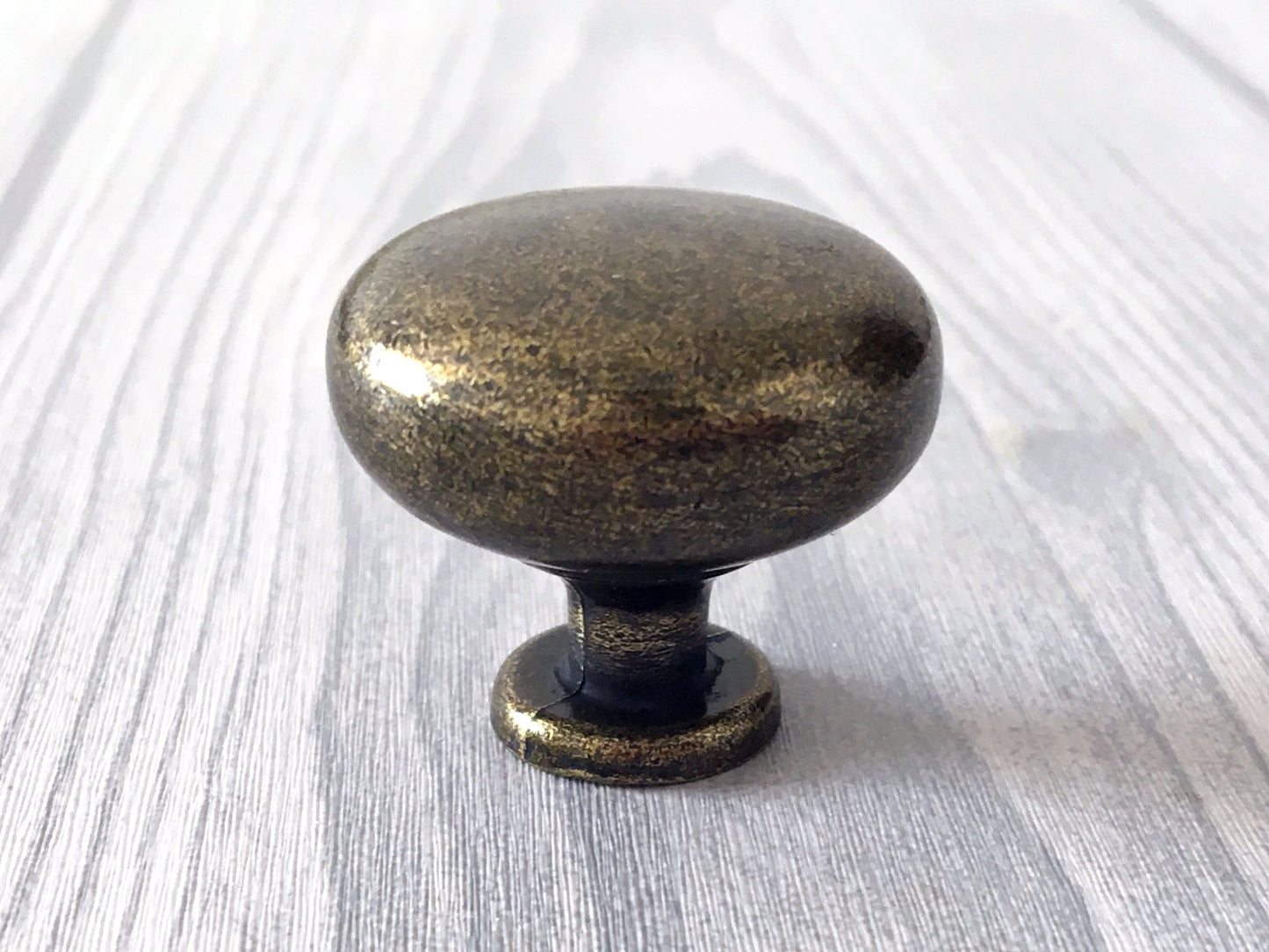 3.5" Swan-neck Drop Drawer Pull & Knob - Antique Bronze