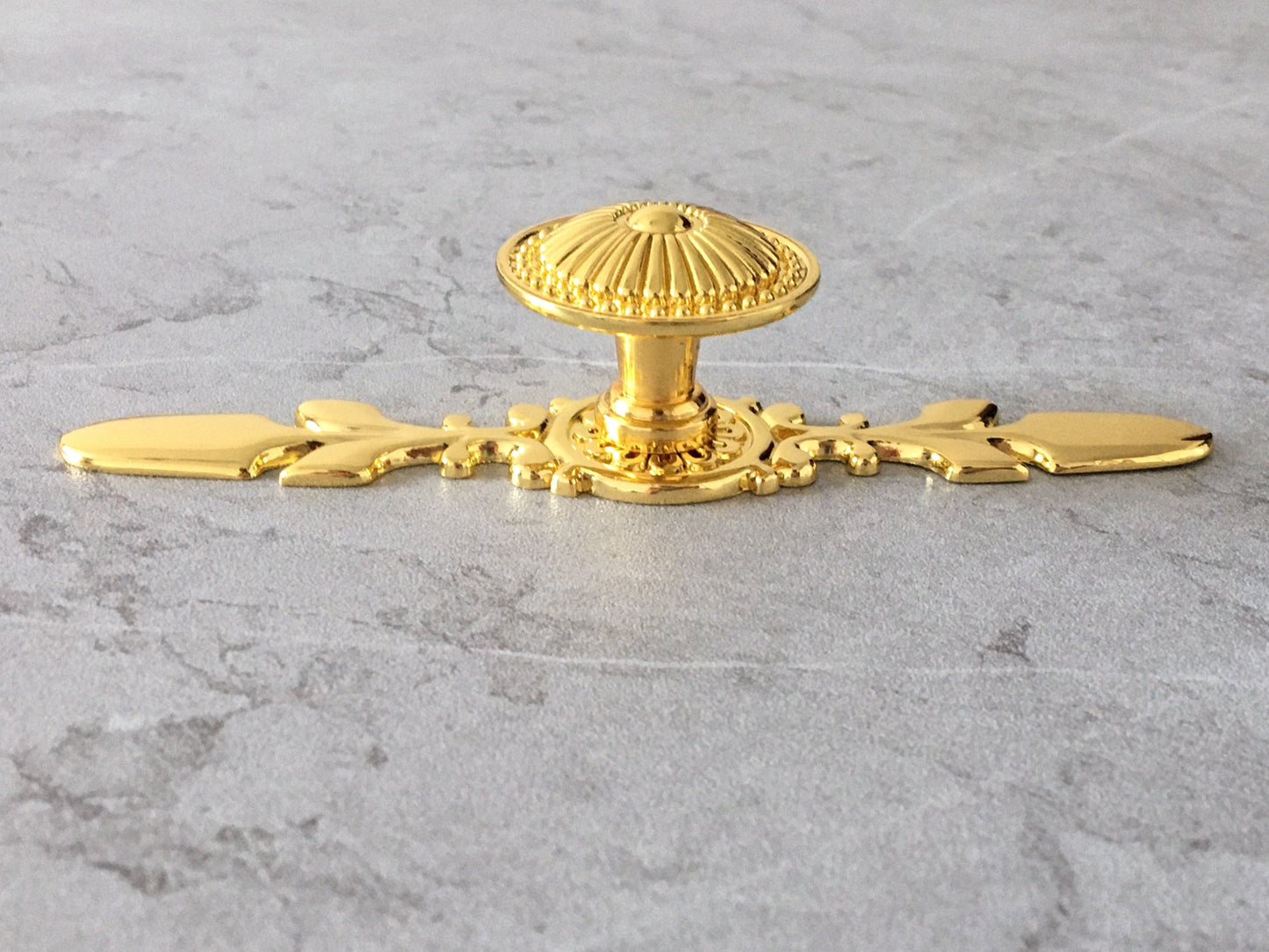 Polished Gold Cabinet Knob with Floral Backplate - LynnsHardware