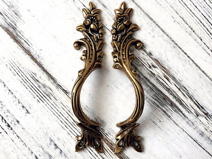 Antique Gold Brass Cabinet Door Handle, Leafy Drawer Pulls, French Provincial Vertical Hardware