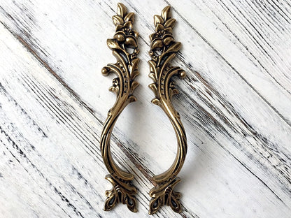 Antique Gold Brass Cabinet Door Handle, Leafy Drawer Pulls, French Provincial Vertical Hardware