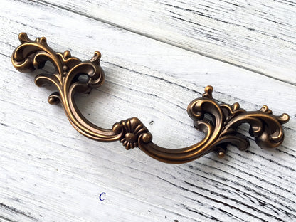 2.5" 3.75" Leafy Drawer Pull Handles, Antique Brass Copper, French Provincial Hardware 64 96 mm