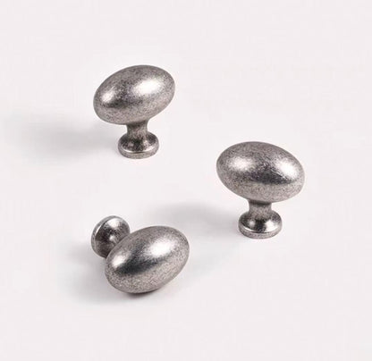 Pewter Egg Bras Knobs