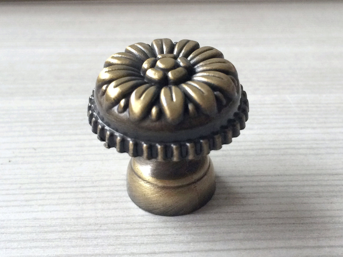 Antique Bronze Georgian Cabinet Pull - 2.5" 3.75" 5"