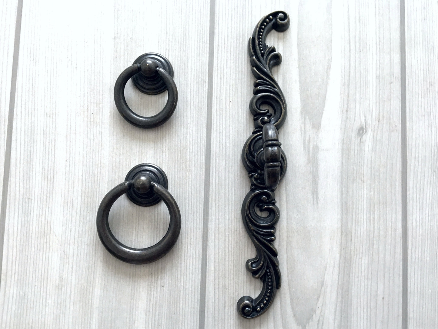 Dark Antique Bronze Ring Knobs