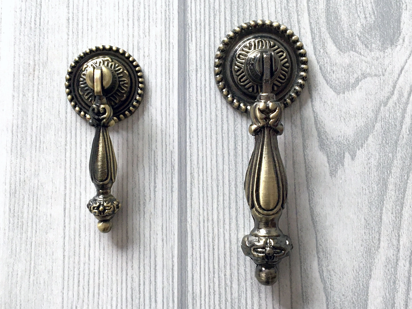 Vintage Style Pendant Cabinet Door Pull, Black Red Bronze
