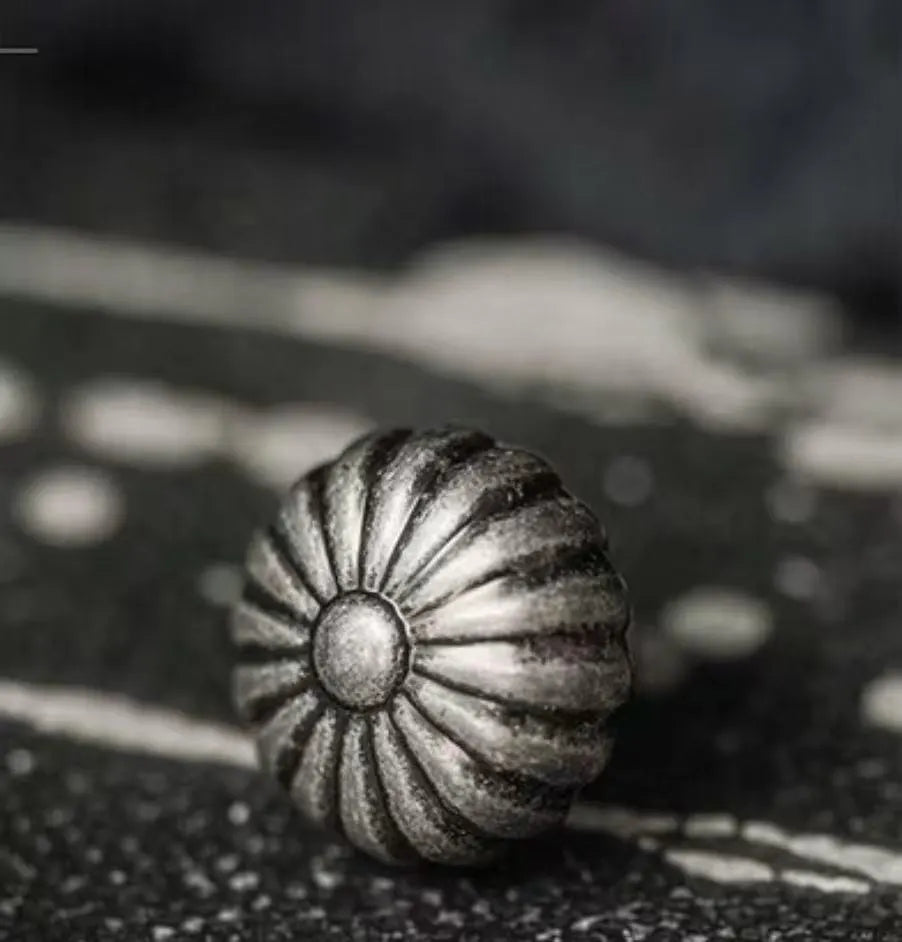 2.5 Inch Scalloped Hooded Drawer Pull Pumpkin Knob Antique Pewter 64 mm