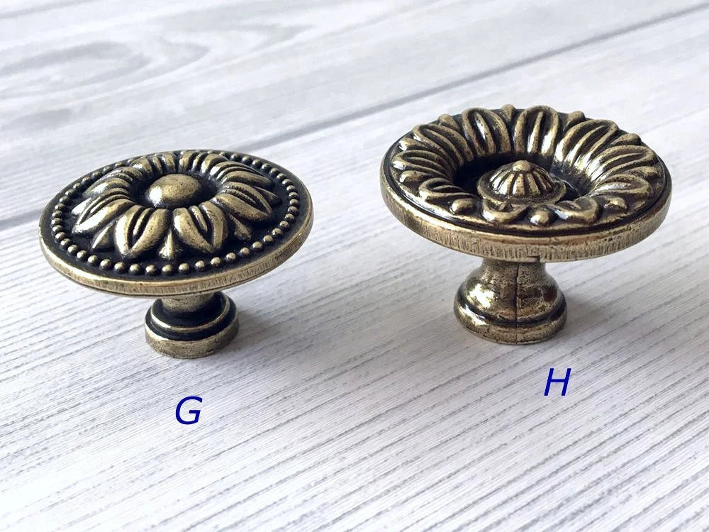 Flower Antique Brass Knob Drawer Pull Cabinet Hardware