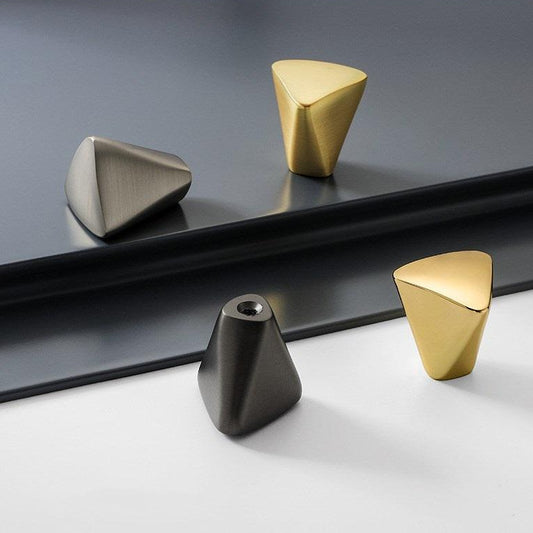 Dreieckiger Schrankknopf, geometrisch, modern, minimalistisch, Gold/Nickel 